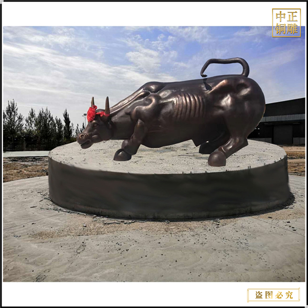 纯铜2.6米铜牛雕塑 (图1)